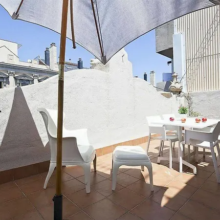 Vale Apartment *